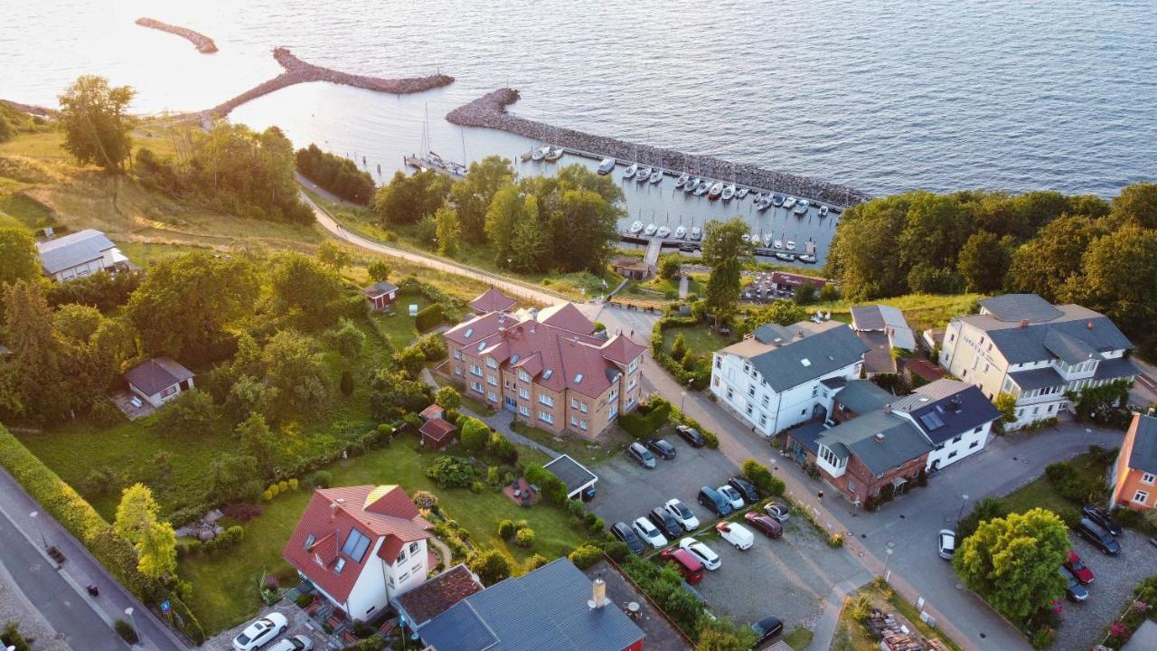 Ferienwohnung Mit Traumhaftem Meerblick - Haus Am Meer Fewo 10 Lohme Exterior photo